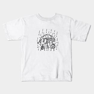 KIWI FRIENDS : RAINING ( front ) Kids T-Shirt